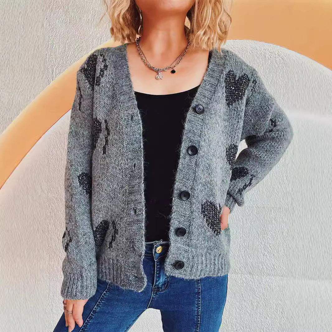 Kvinnens koselige cardigan med hjerte-design Skjora
