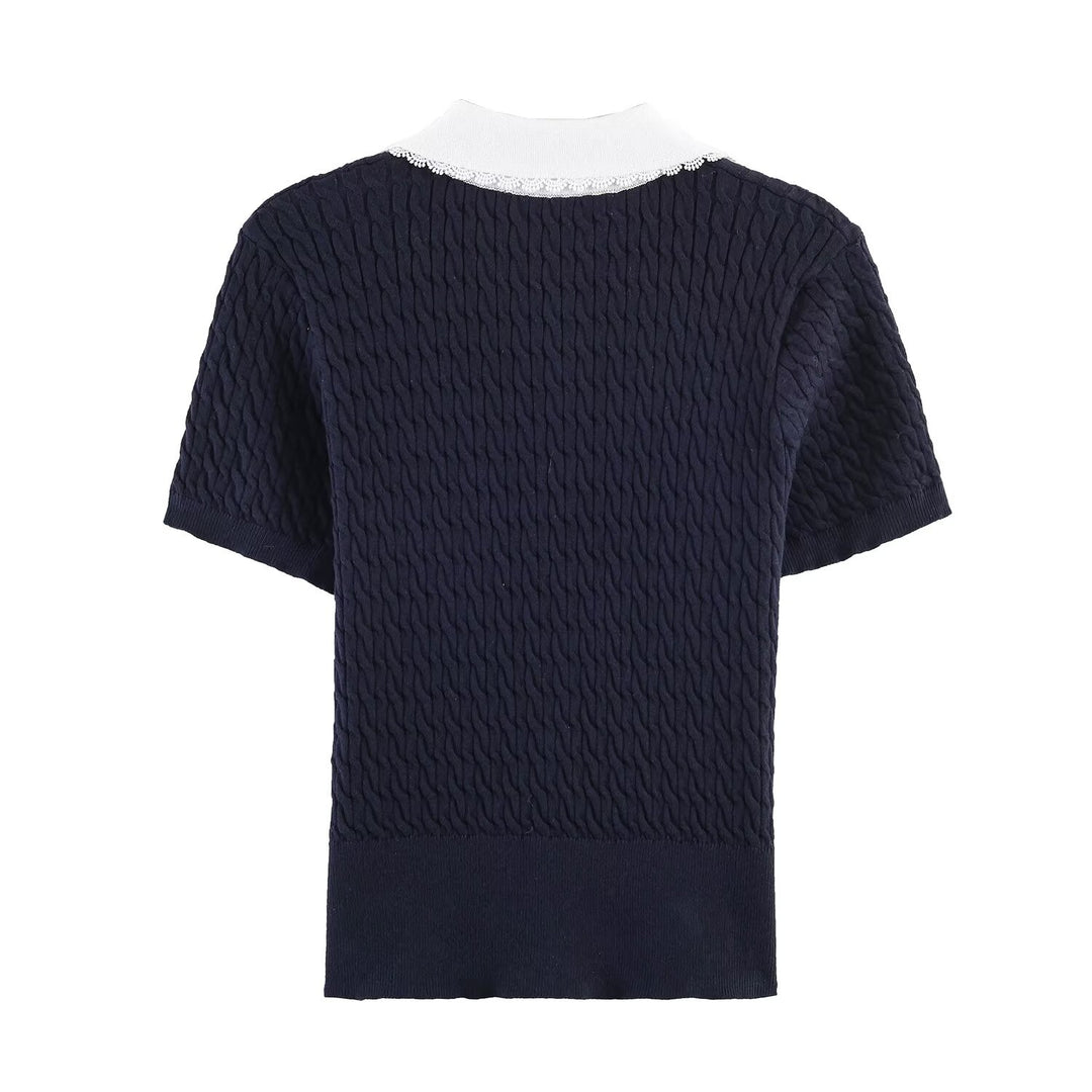 Dame strikkebluse med elegant kragepynt Skjora