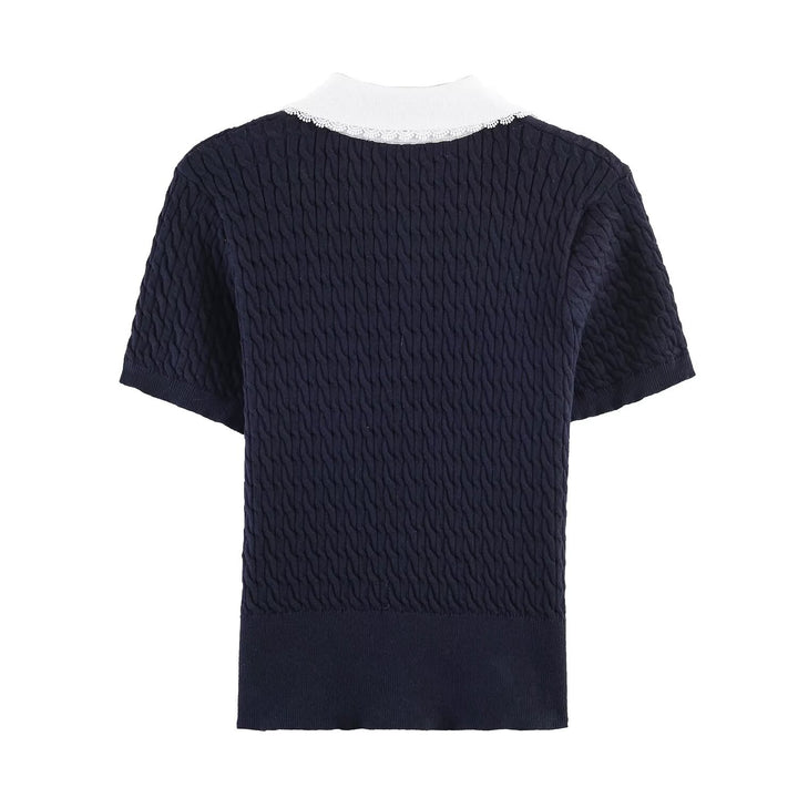 Dame strikkebluse med elegant kragepynt Skjora