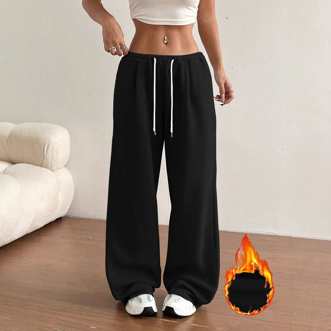 Kvinne komfortable sweatpants med en avslappet passform og sidelommer Skjora