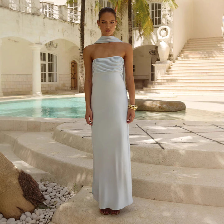 Kvinne Elegant Maxi Kjole med Avtagbar Skuldre Design og Slank Topp
