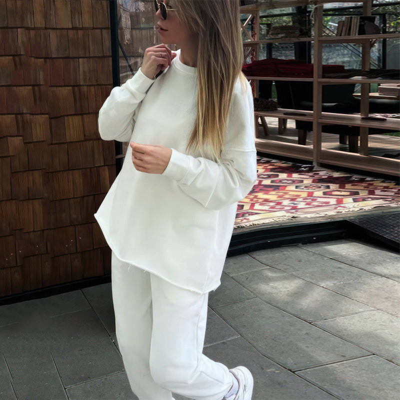Kvinne casual sweatsuit med en avslappet passform og komfortable materialer Skjora