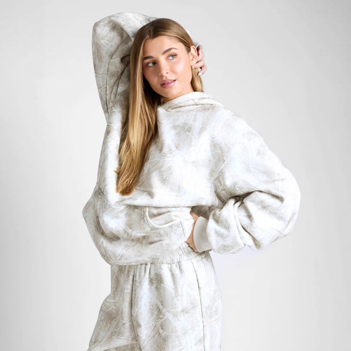 Kvinnelig Oversized hettegenser i kamuflasjedesign Skjora