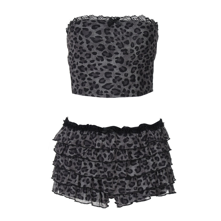 Dame Sett av luftig Crop-Top og fransete Shorts Skjora