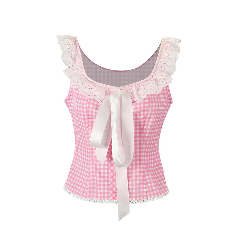 Dame blusenshirt med elegante ruffle-detaljer og satengbånd Skjora