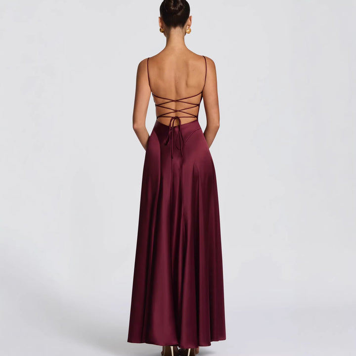 Dame Elegant Maxi Kjole med Sofisticated Spaghetti Stropper og Flytende Satin Skjora