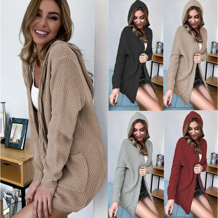 Kvinnens cardigan med hette og store lommer Skjora