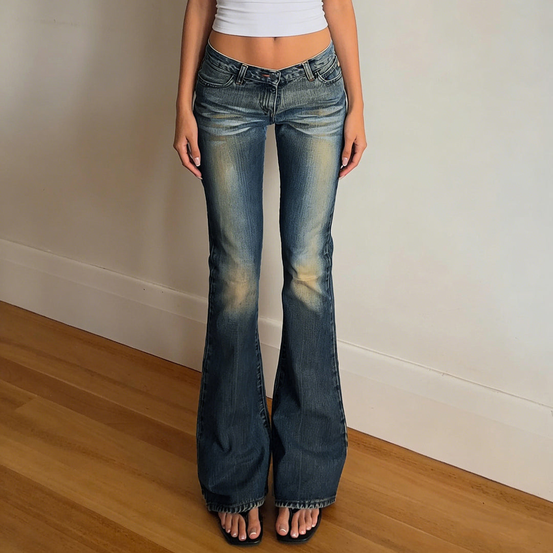 Damer Flared Jeans med høy midje og stilig bruktutseende Skjora