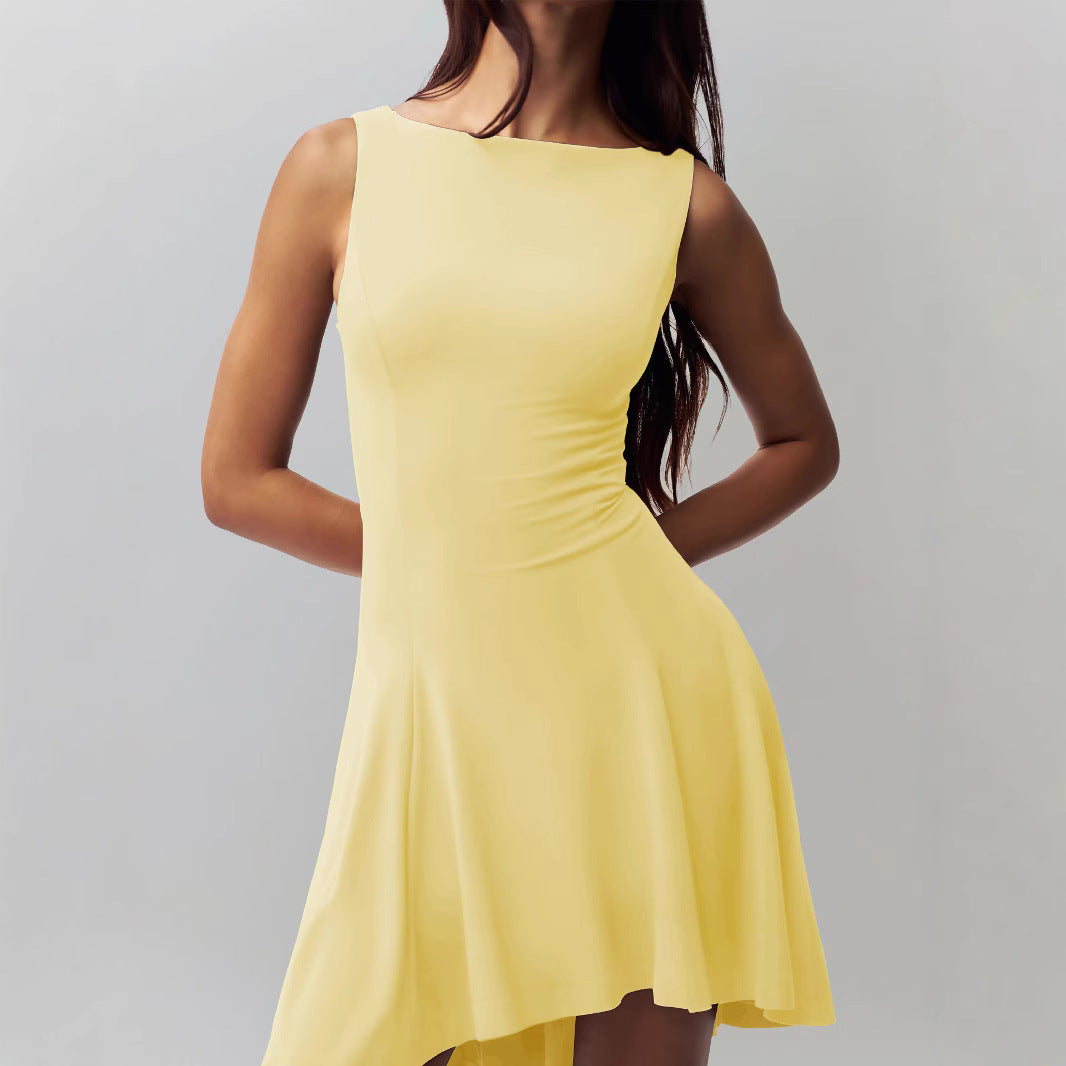 Dame Elegant asymmetrisk jumpsuit med figurnær ved design Skjora