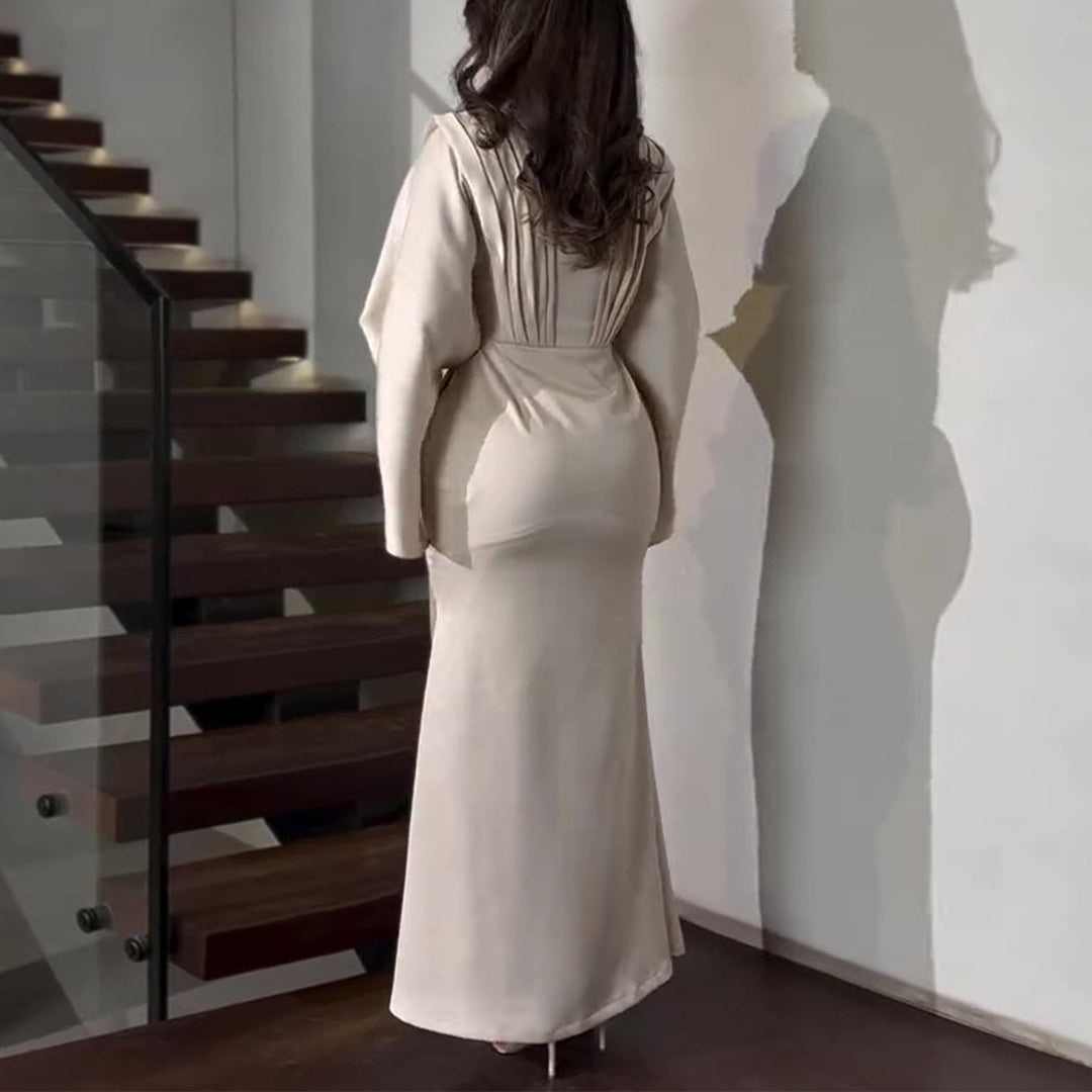 Damer elegant maxi kjole med chic midjeutskjæring og luksuriøs satengkant
