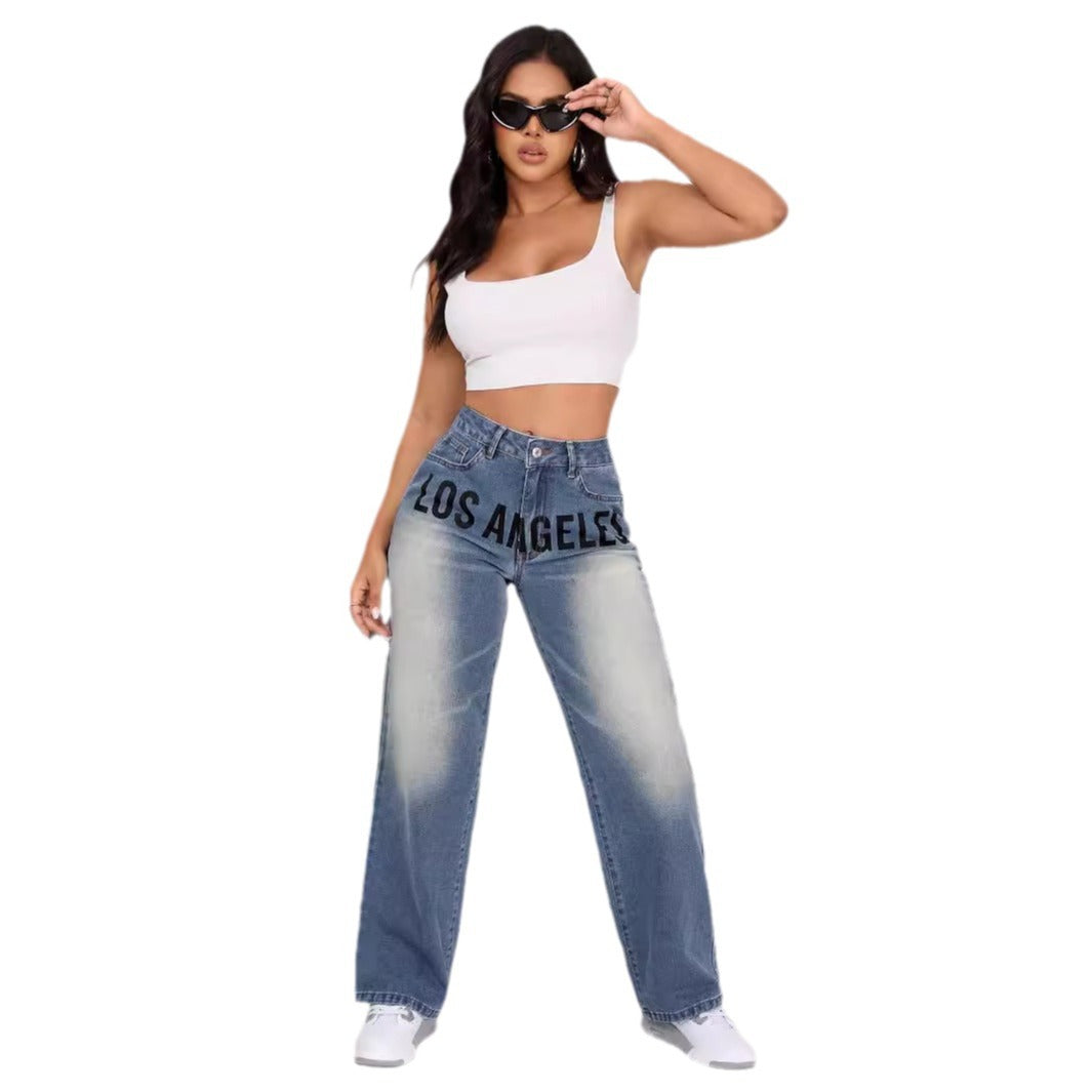Kvinnelige bredde jeans med stilig tekst Skjora