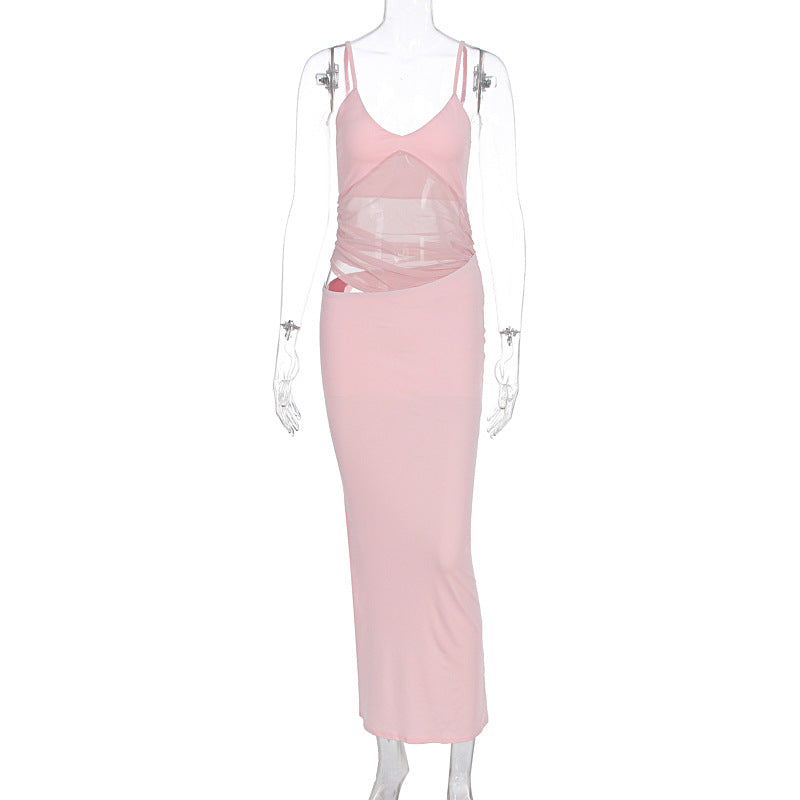 Dame elegant gulvlang wrap kjole med fine stropper og figurskapende design Skjora
