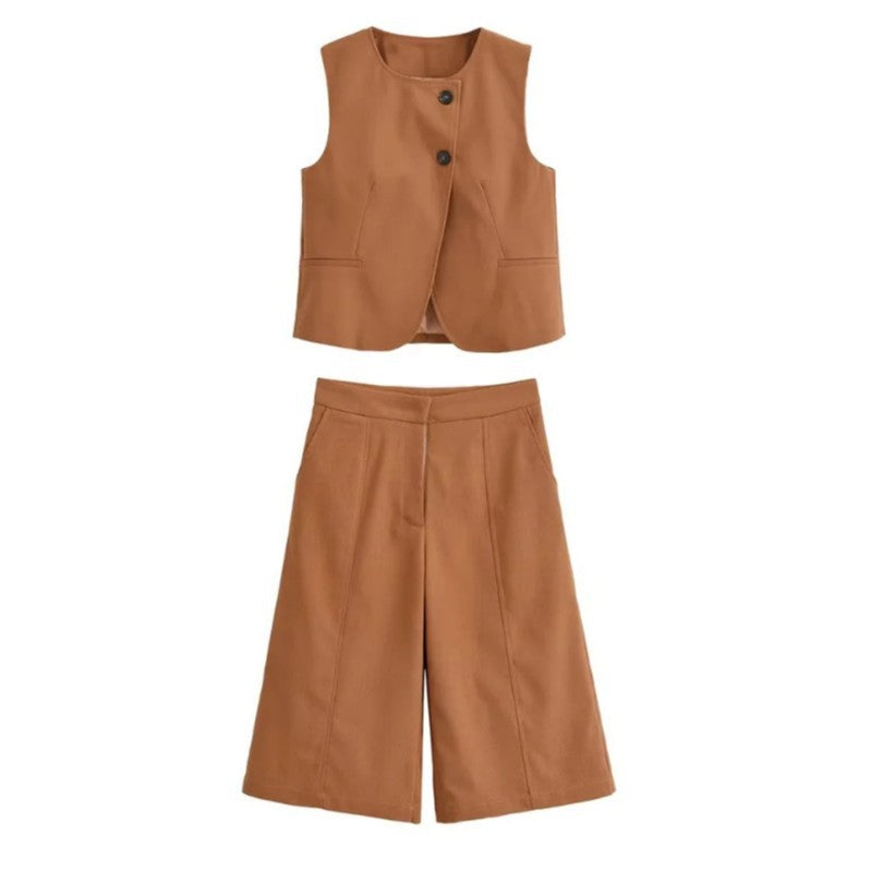 Dame vide Chino-shorts med elegant plissert og praktiske sidelommer Skjora