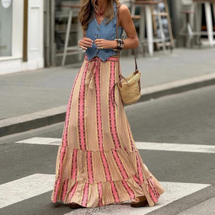 Women's maxi dress with cheerful pattern Skjora
