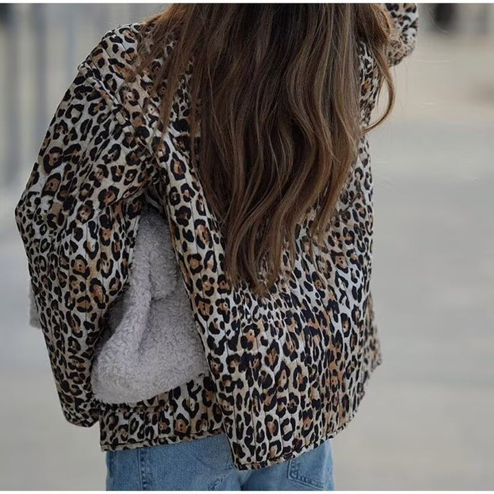 Kvinnes Urban Mønstret Jakke med Praktisk Belte Skjora