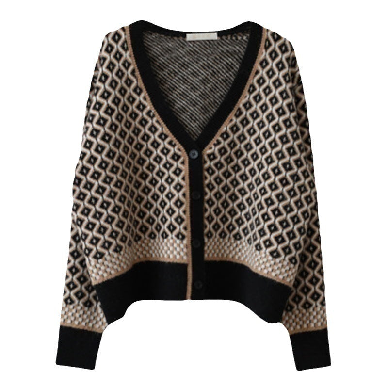 Kvinne elegant cardigan med geometrisk mønster og knappdetaljer Skjora