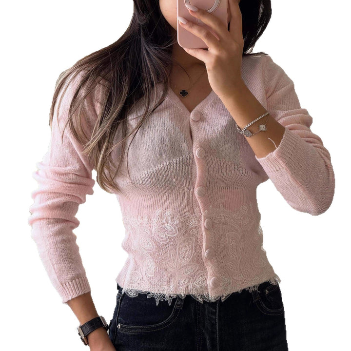 Dame cardigan med delikat blonder trim og elegante knapper Skjora