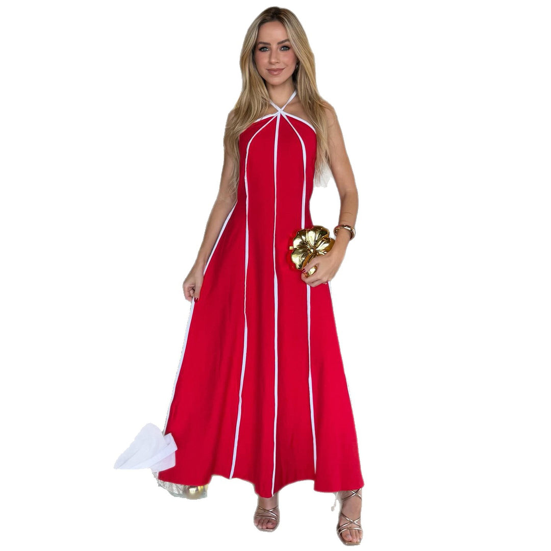 Kvinne maxi kjole med elegant halterneck og moteriktige striper