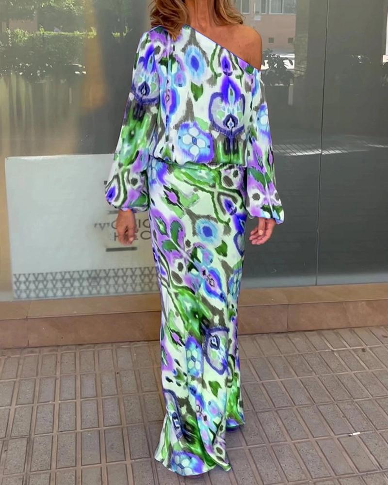Dame elegant maxi kjole i asymmetrisk snitt med glatte ermer Skjora