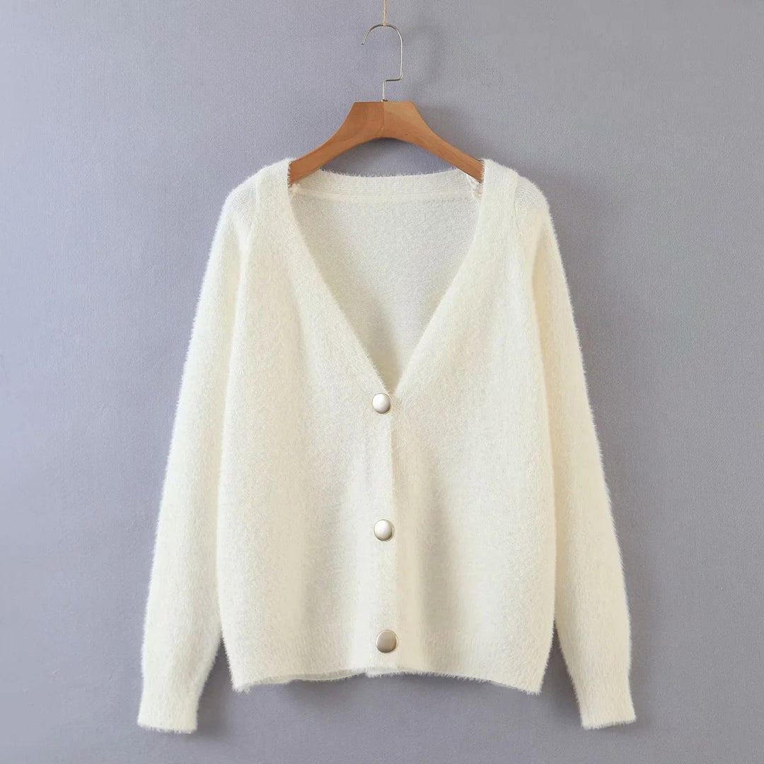 Kvinnens koselige cardigan med store knapper og oversized passform Skjora