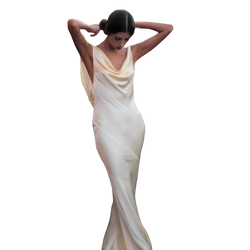 Damer Elegant Satin Maxikjole med asymmetrisk overdel og flytende snitt Skjora