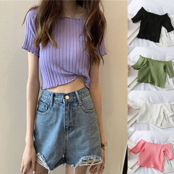 Dame moteriktig kortermet crop-top med stilfullt foldedesign Skjora