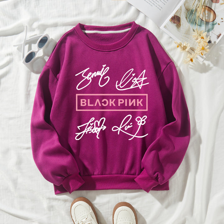 Dame uformell sweatshirt med kreativt signaturmotiv Skjora