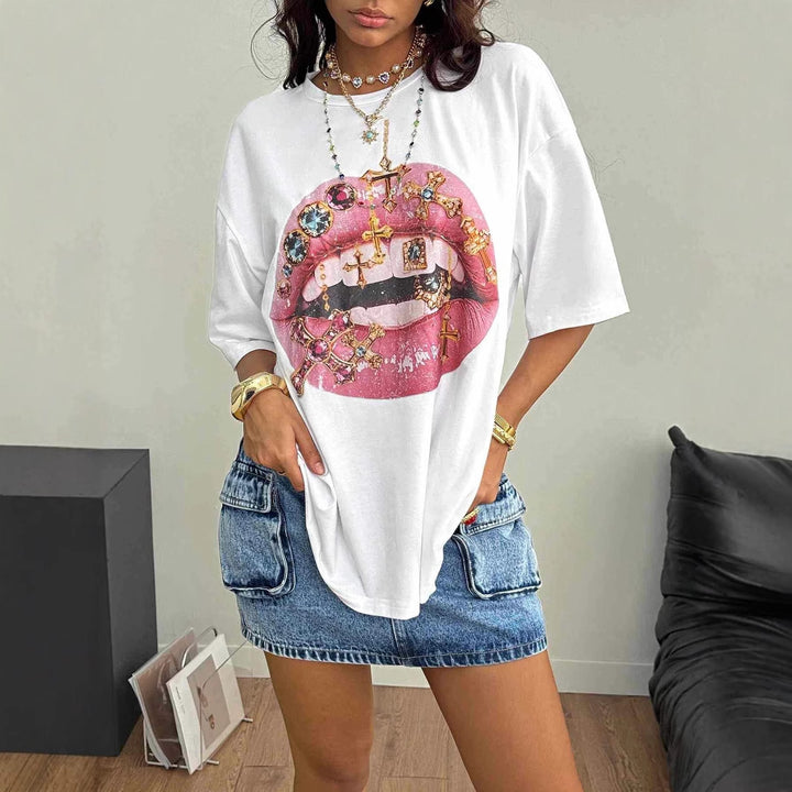 Dame Oversized T-skjorte med kreativ leppe- og smykkedesign Skjora
