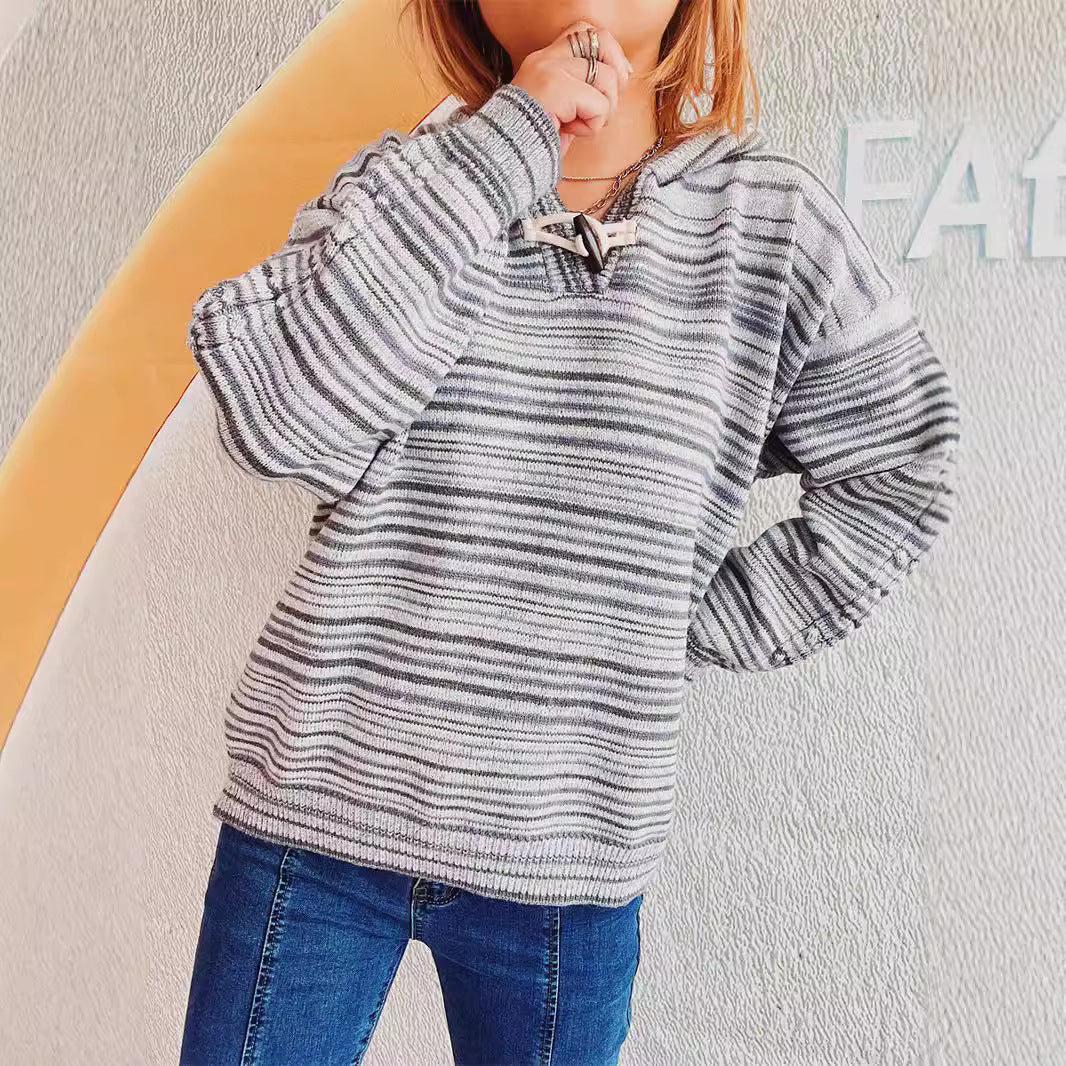 Women's Striped Hoodie with Wide Sleeves and Drawstring Skjora