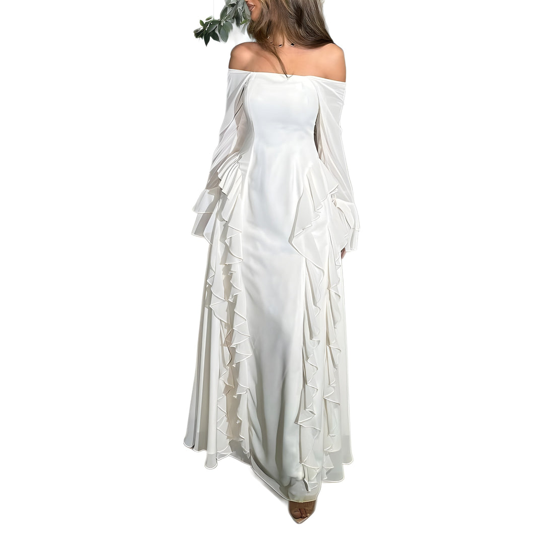 Kvinners elegant maxi kjole med off-shoulder ermer og volangdetaljer Skjora