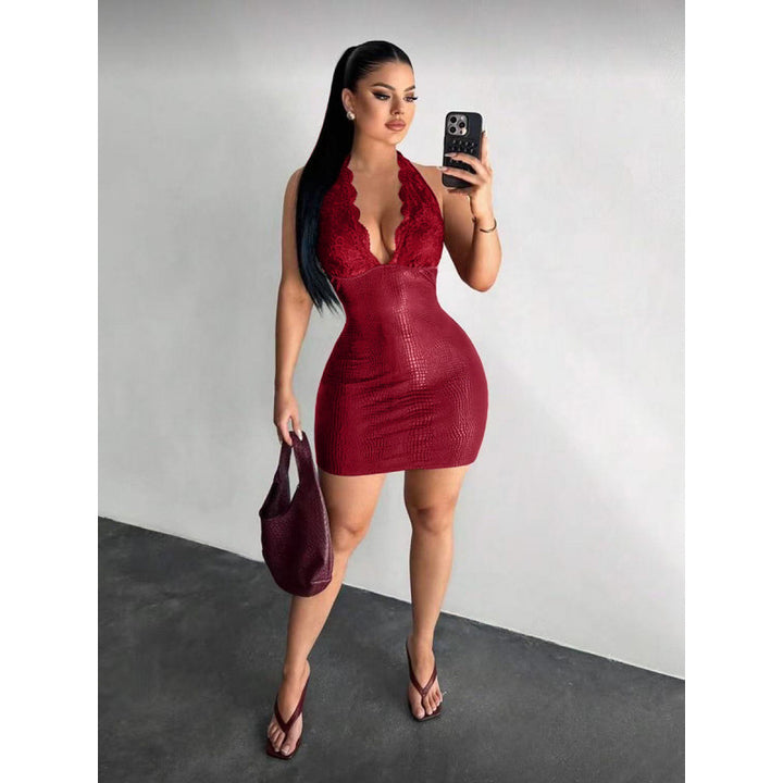 Dame Elegant Bodycon Kjole med Spissdetaljer og Dyp V-Utskjæring Skjora
