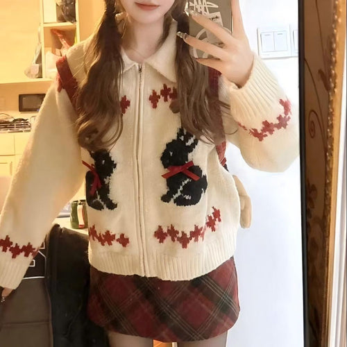Kvinne cardigan med unikt design og fargeaksenter Skjora