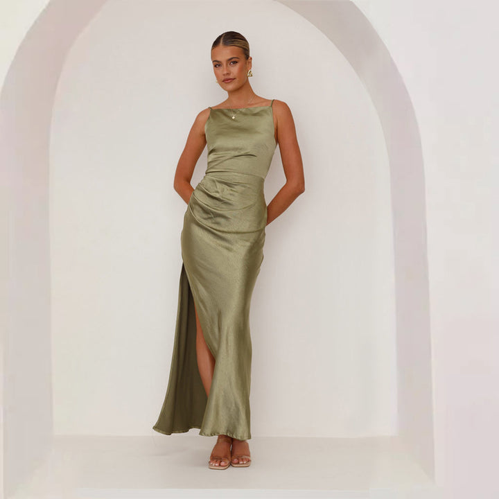 Kvinnelig Elegant Satin Maxi Kjole med Side Splitt og Slanke Spagettistropper