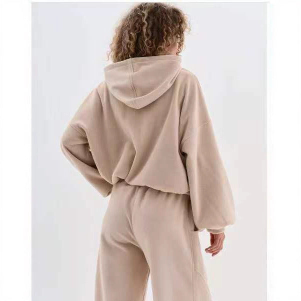 Kvinne cropped hoodie jakke laget av myk fleece med glidelås Skjora