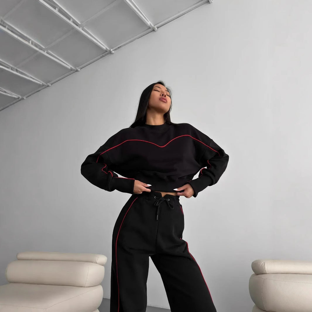 Kvinnelig moteriktig sport loungewear-sett med ledig passform og elastisk midje Skjora