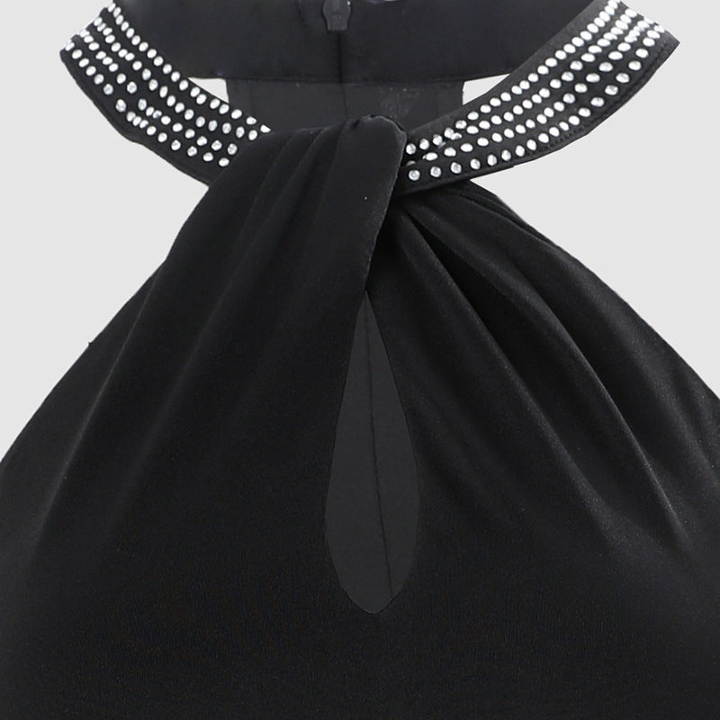 Damer Elegant Slangeskjole med strassdetaljer og sexy beinspalte Skjora