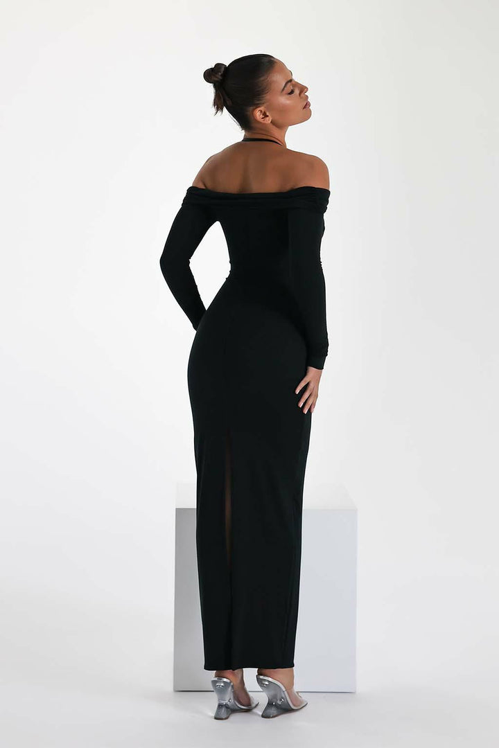 Dame Maxi-kjole med Off-Shoulder-design og elegant splitt Skjora