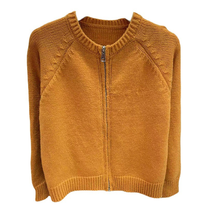 Kvinnes Cozy Cardigan med glidelås og bred ribbestrikket kant Skjora