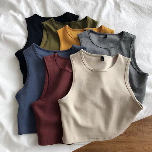 Dame crop top laget av pustende materiale med en figurnærende cut