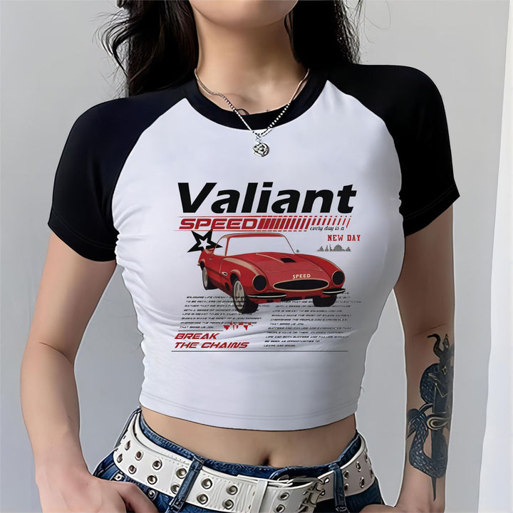 Dame Cropped T-skjorte med iøynefallende trykkdesign Skjora