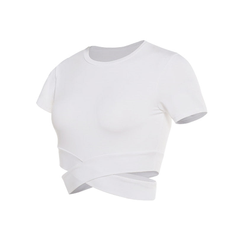 Dame kortermet trenings-crop-top med innovativt draperingsutseende Skjora