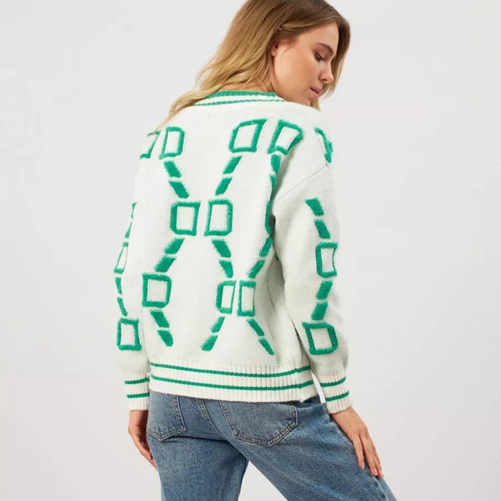 Dame cardigan med fargerikt geometrisk mønster og knappedetaljer Skjora