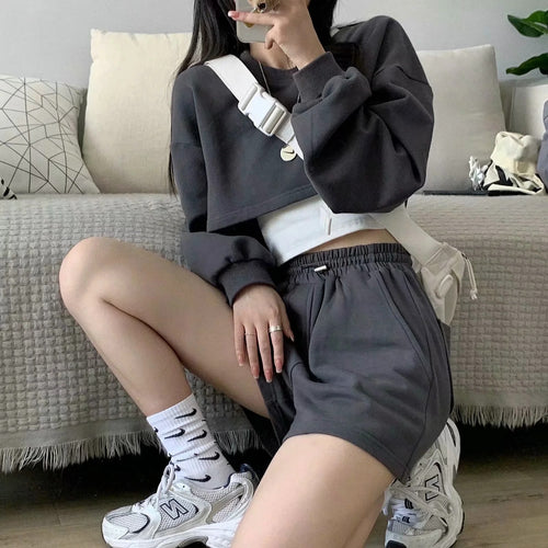 Kvinne casual crop top og shorts sett Skjora