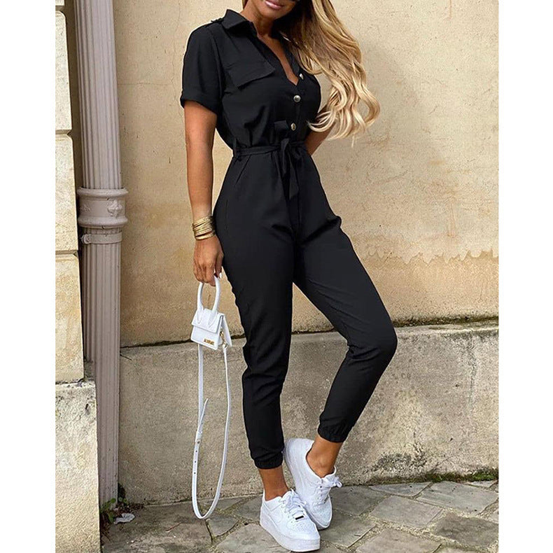 Dame elegant jumpsuit med innsvingt snitt og praktiske lommer Skjora