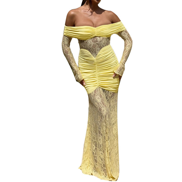 Kvinne maxi kjole med stilige rynker og off-shoulder design