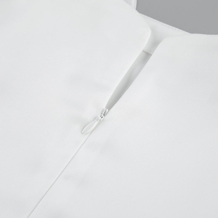 Dame elegant omslagskjole med asymmetrisk kant og raffinerte draperinger Skjora