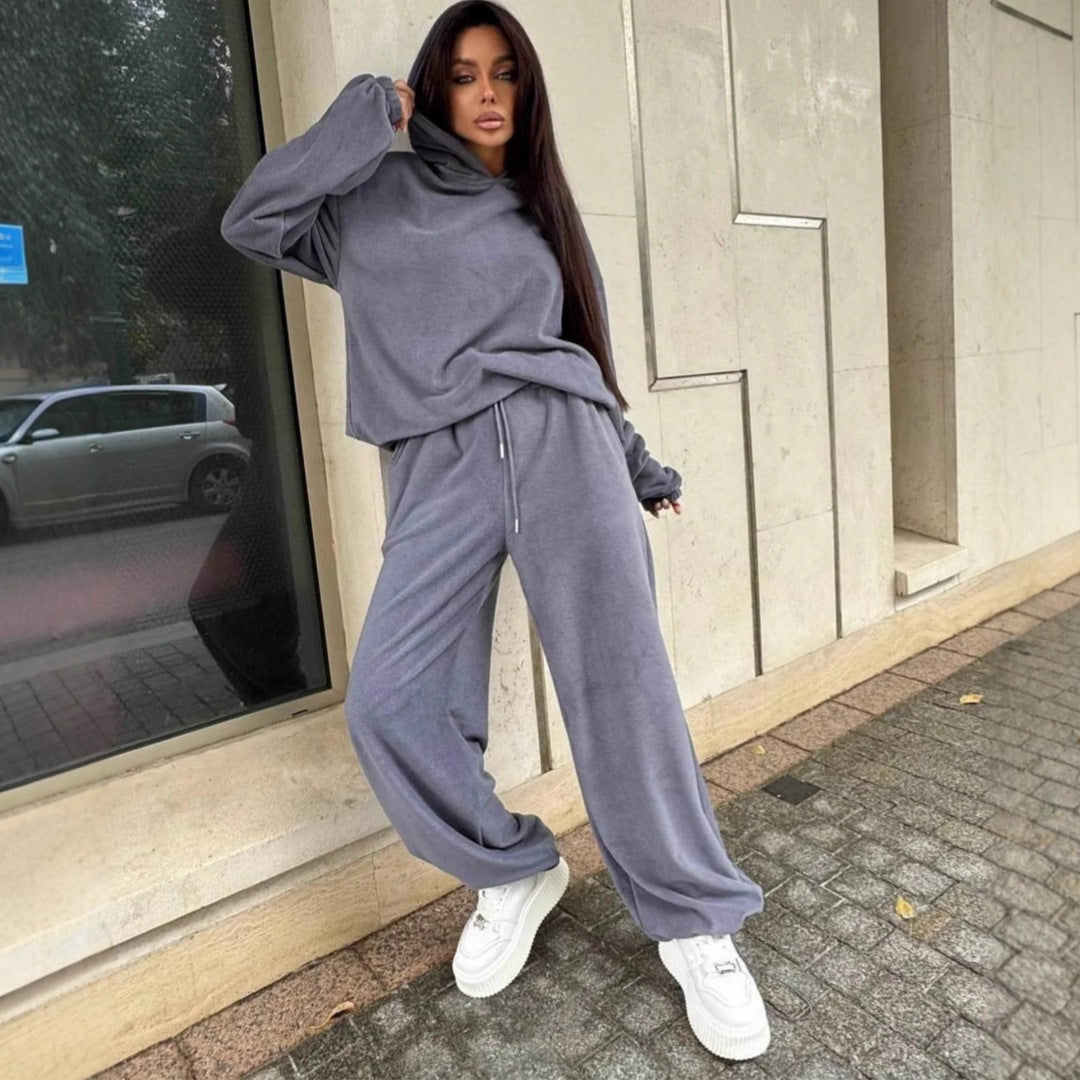 Kvinne Fleece Loungewear Set med Praktiske Lommer og Avslappet Passform Skjora