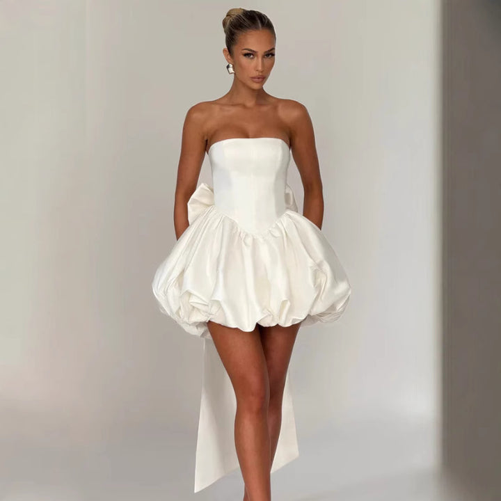 Damen Ballkleid mit voluminösem Rock und schulterfreiem Design Skjora