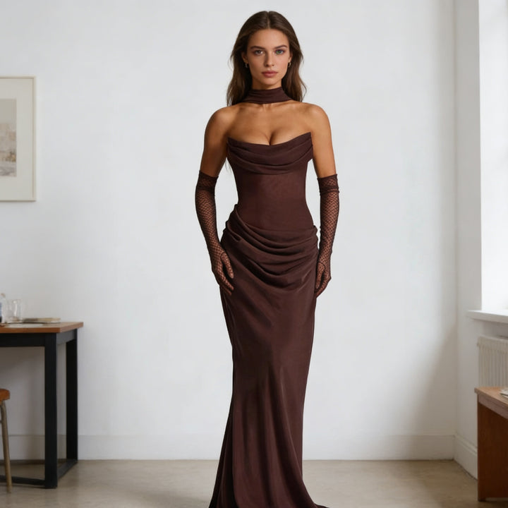 Dame Elegant off-shoulder maxikjole med forførende volangdetalj Skjora