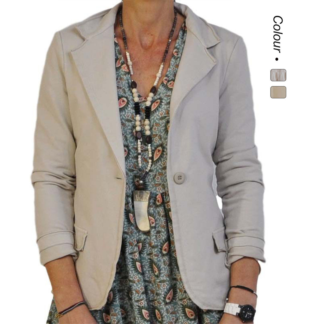 Kvinneluxusblazer med strukturerte detaljer og slim-fit snitt Skjora